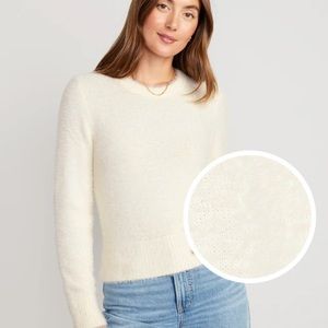 Old Navy Eyelash Sweater size Medium